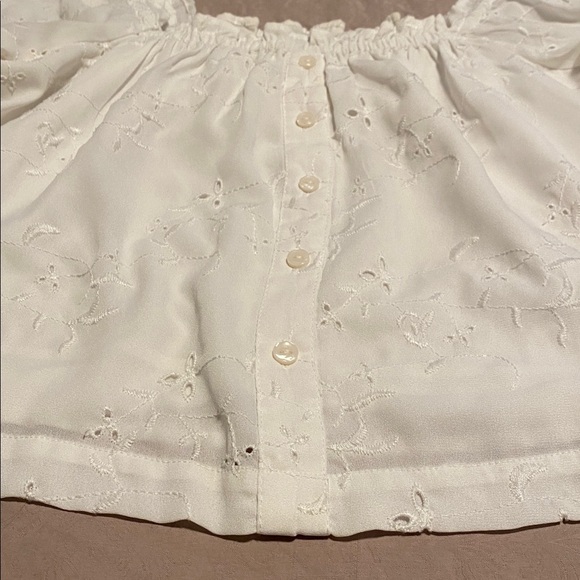 AE White Eyelet Off-Shoulder Peasant Blouse Balloon Sleeves Broderie Anglaise - Picture 6 of 12